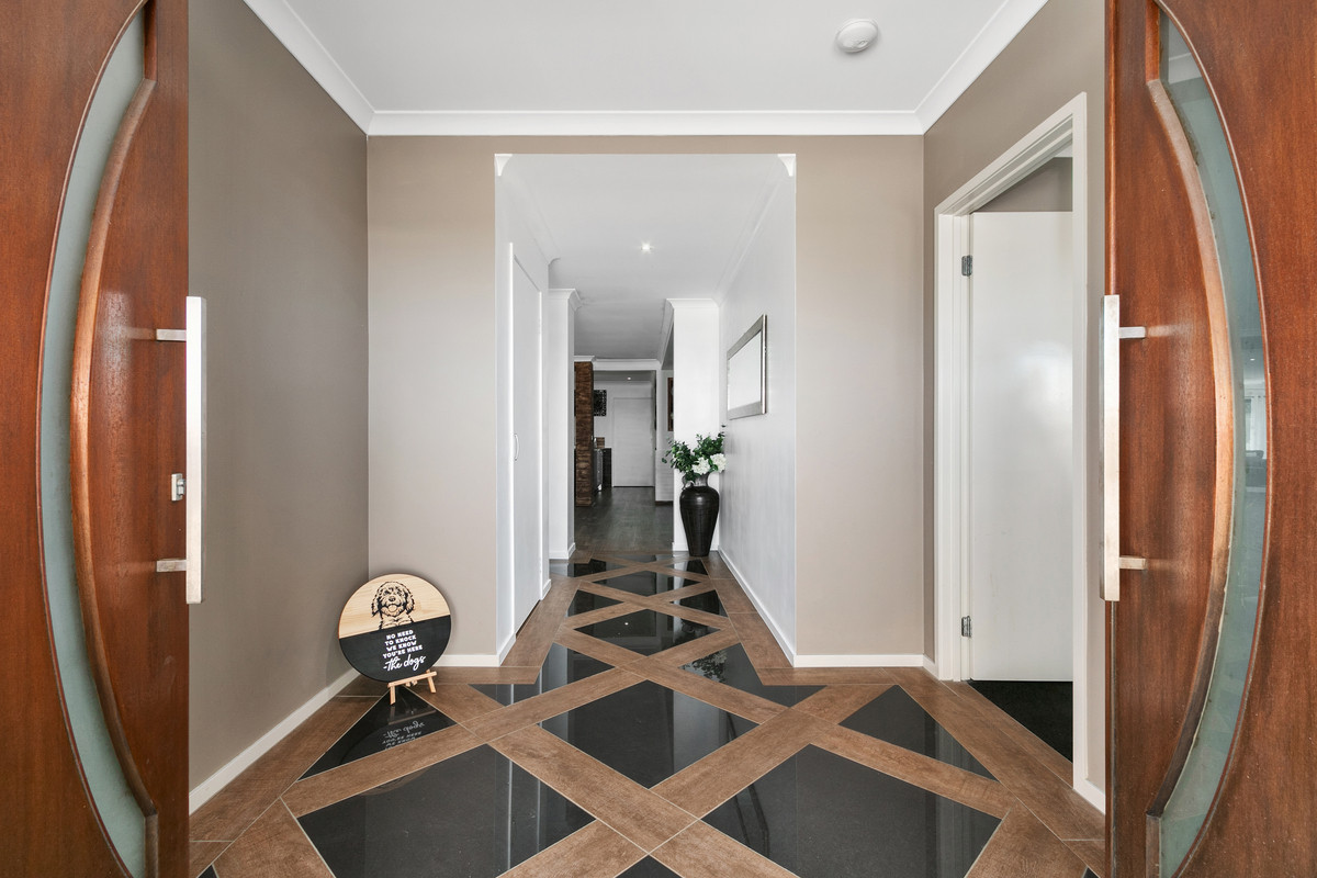 34 Sowerby Road, Morwell VIC 3840, Morwell - Thumbnail 2