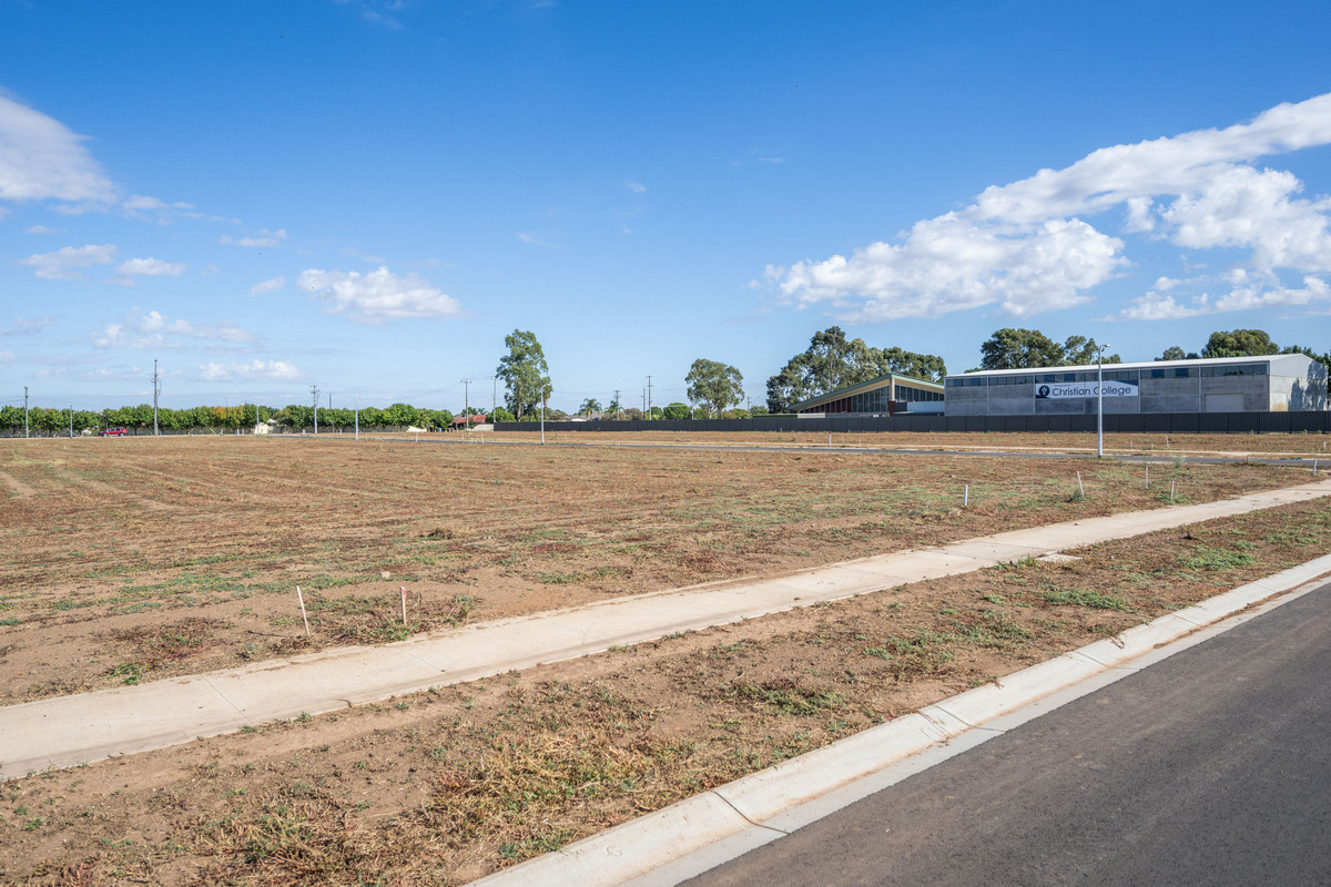 11 Dundonald Way, Shepparton VIC 3630, Shepparton - Thumbnail 5