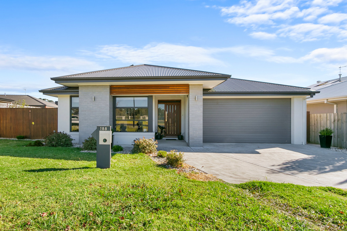 188 Cross's Road, Traralgon VIC 3844 Stockdale & Leggo