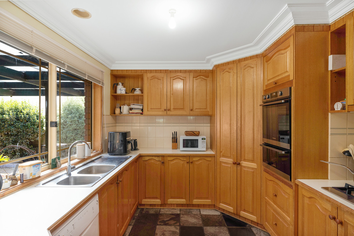 14 Blue Gum Court, Cowes VIC 3922, Cowes - Thumbnail 2
