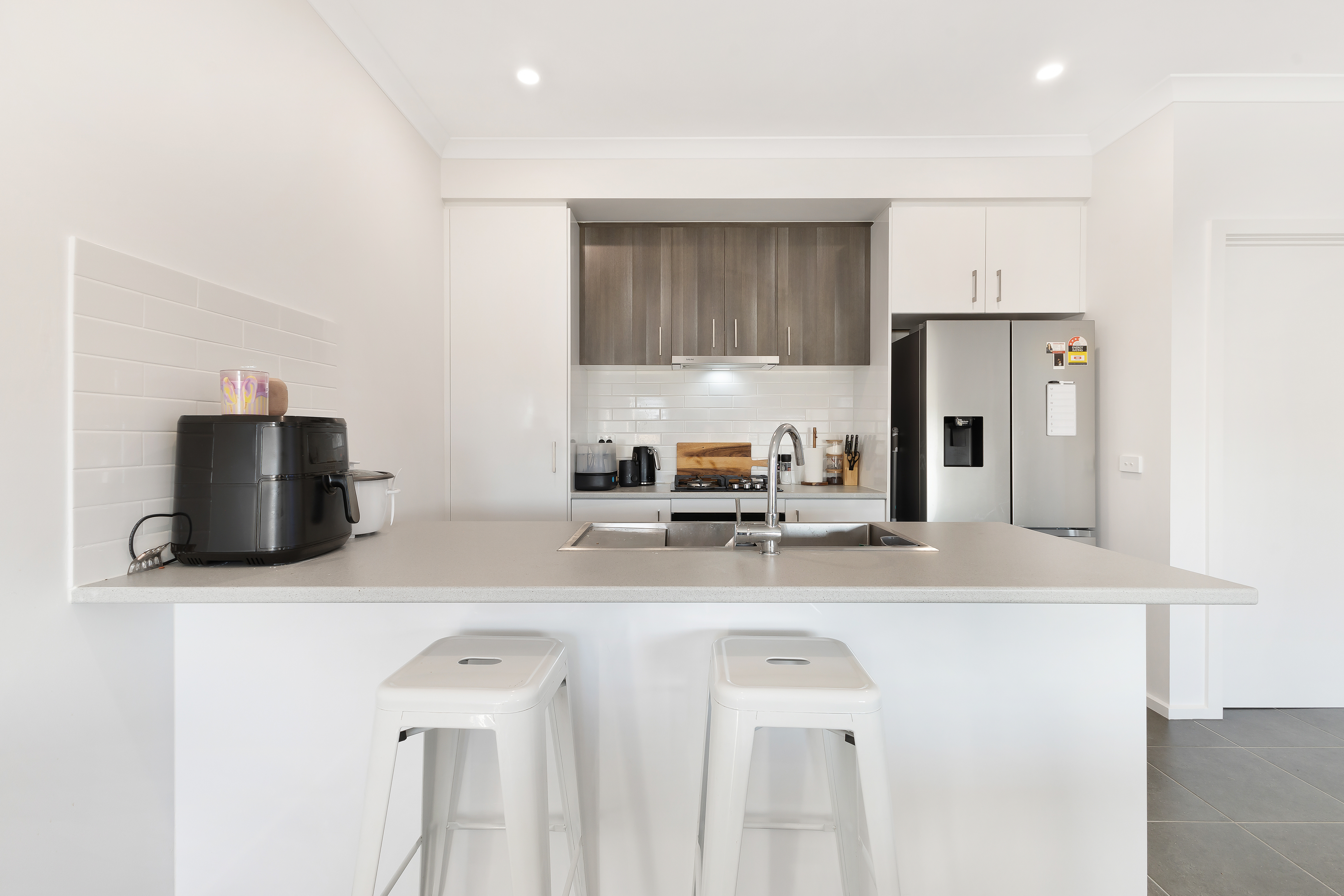 5 Monterey Loop, Clyde North VIC, Clyde North - Thumbnail 4