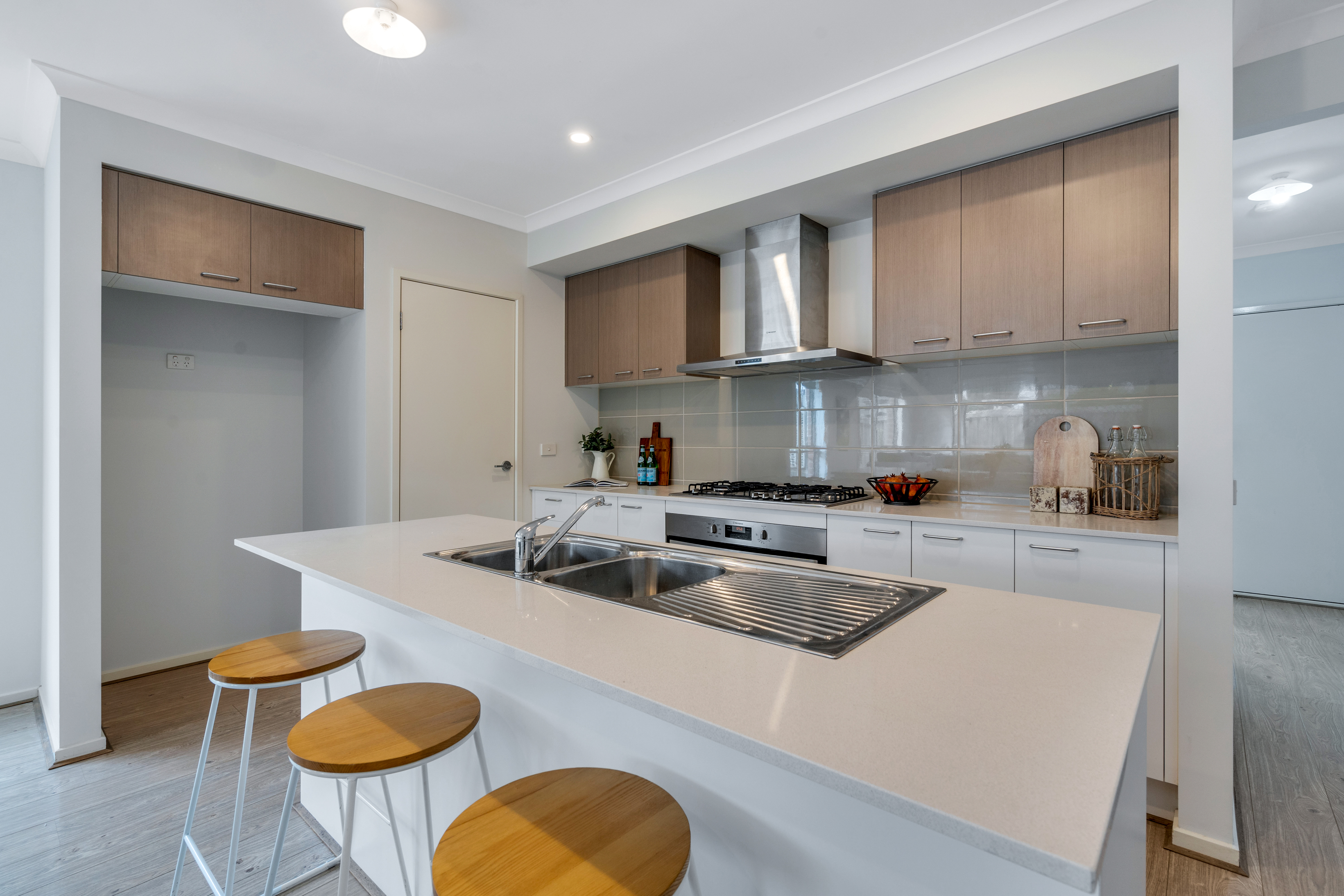 17 Bedford Way, Mickleham VIC, Mickleham - Thumbnail 2