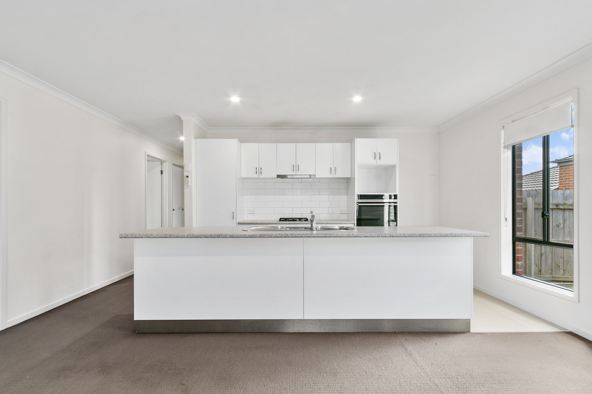 16 Hannah Street, Morwell VIC 3840, Morwell - Thumbnail 5