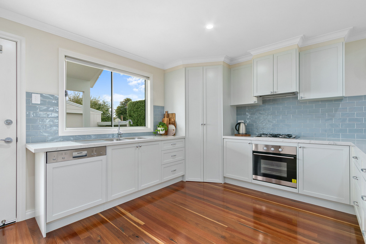 4 Johnson Crescent, Traralgon VIC 3844, Traralgon - Thumbnail 8