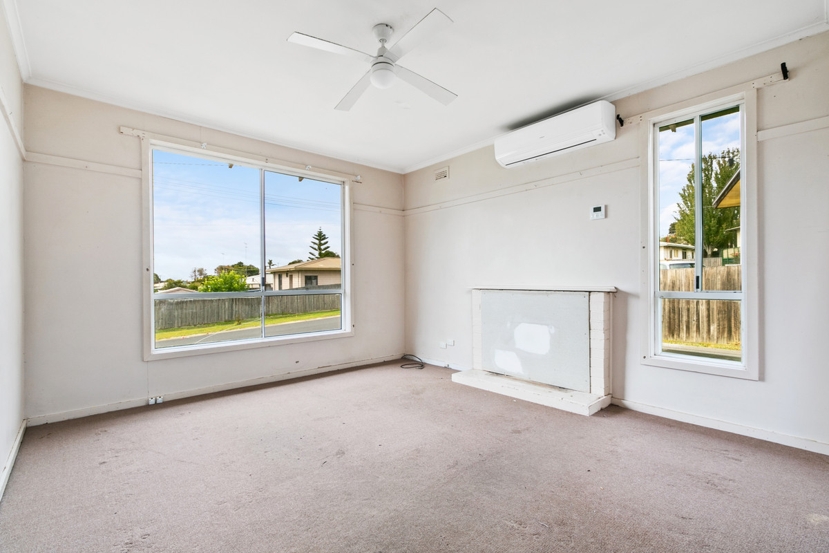 6 Dunbar Avenue, Morwell VIC 3840, Morwell - Thumbnail 3