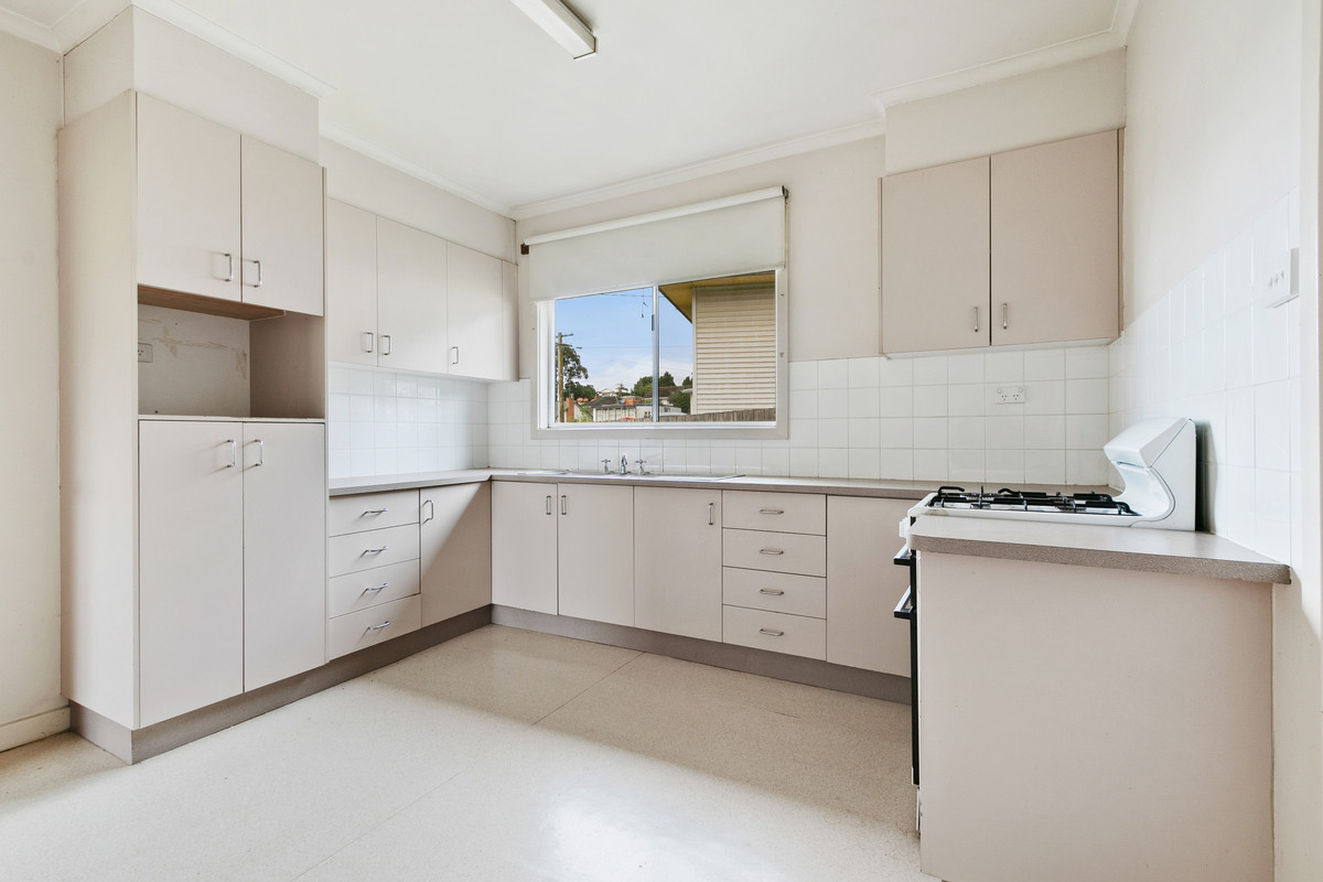 6 Dunbar Avenue, Morwell VIC 3840, Morwell - Thumbnail 8