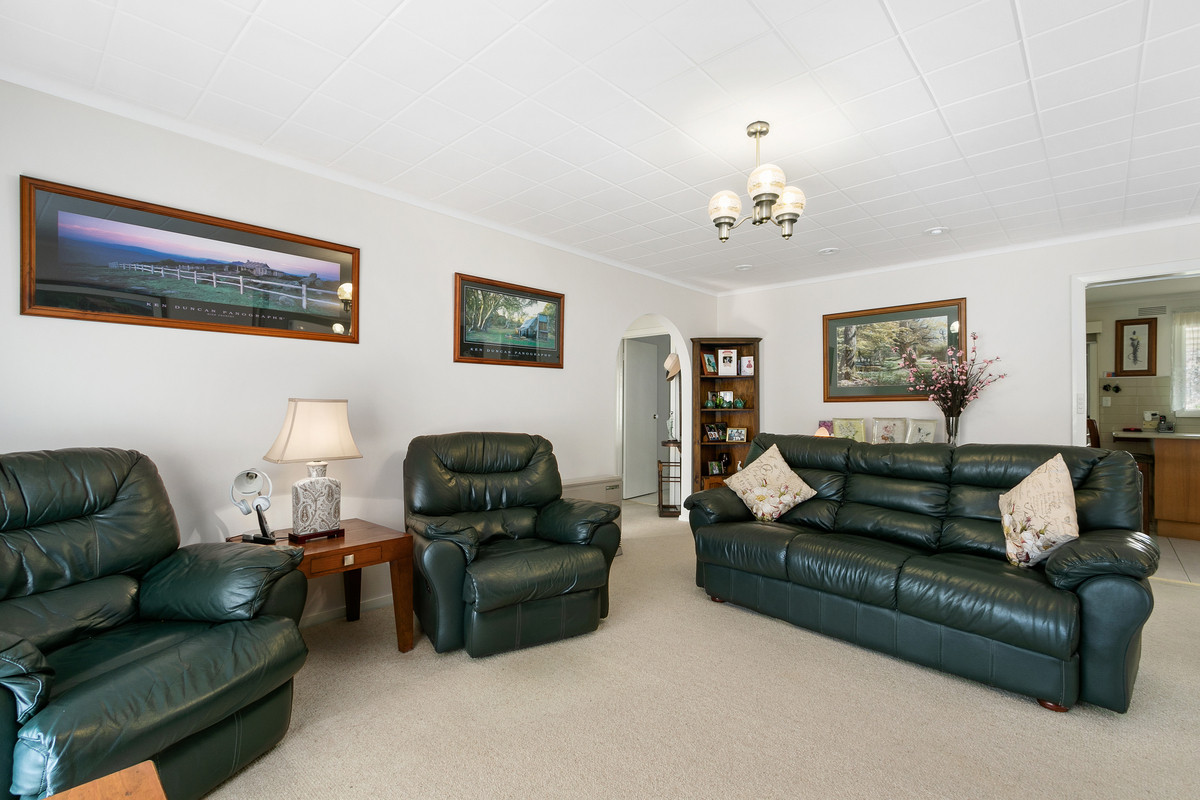 6 McLean Avenue, CHURCHILL VIC 3842, Churchill - Thumbnail 3