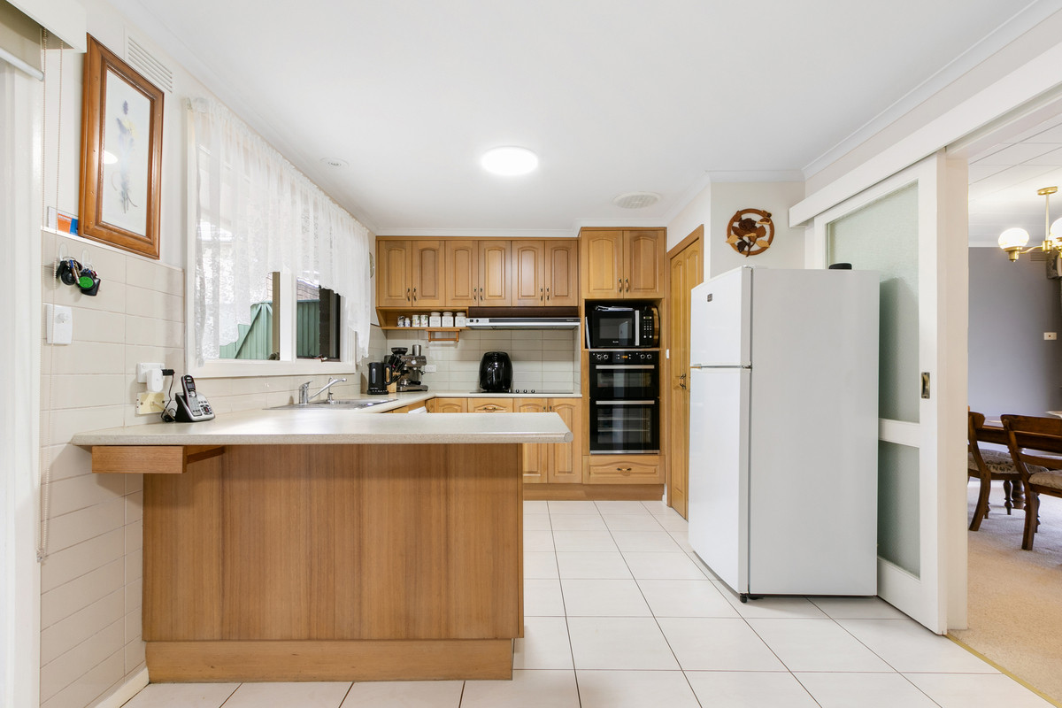 6 McLean Avenue, CHURCHILL VIC 3842, Churchill - Thumbnail 6