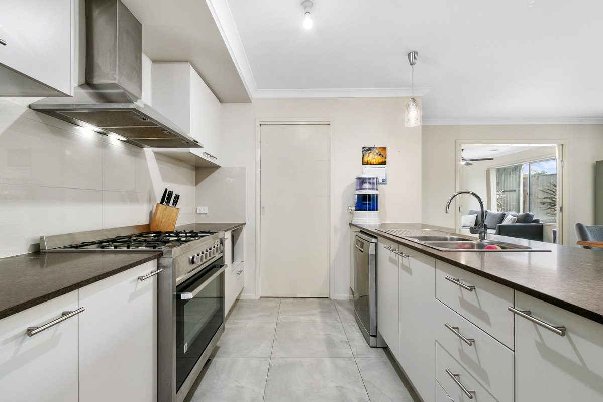 8 Brampton Avenue, Morwell VIC 3840, Morwell - Thumbnail 5