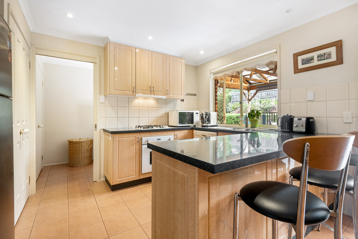 16 Somerset Court, BANNOCKBURN VIC 3331, Bannockburn - Thumbnail 3