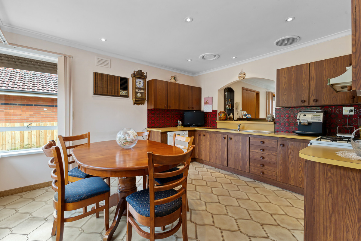 27 Glenfern Road, Ferntree Gully VIC 3156, Ferntree Gully - Thumbnail 6