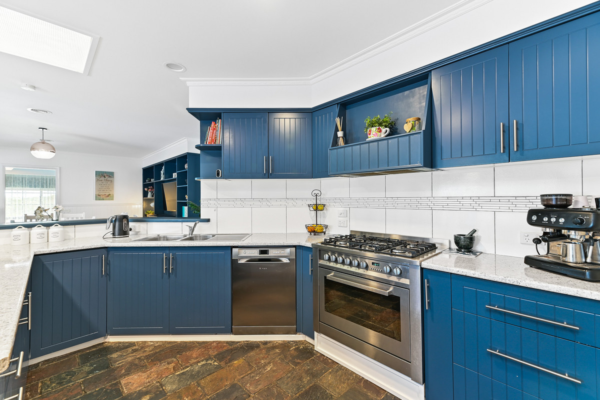 81 Church Street, Drouin VIC 3818, Drouin - Thumbnail 2