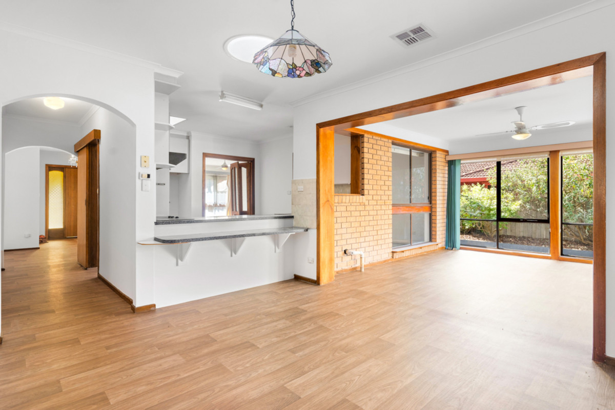 10 Tambo Crescent, Morwell VIC 3840, Morwell - Thumbnail 3