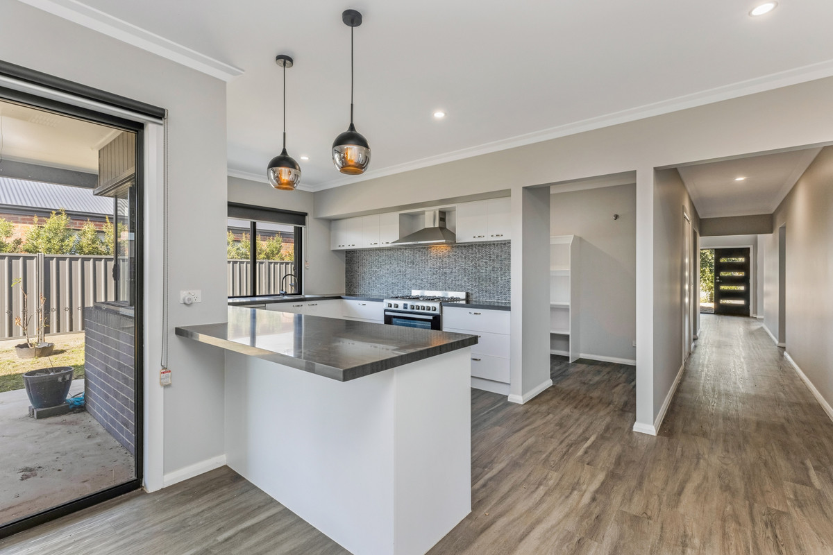 14 Dorset Drive, Marong VIC 3515, Marong - Thumbnail 4