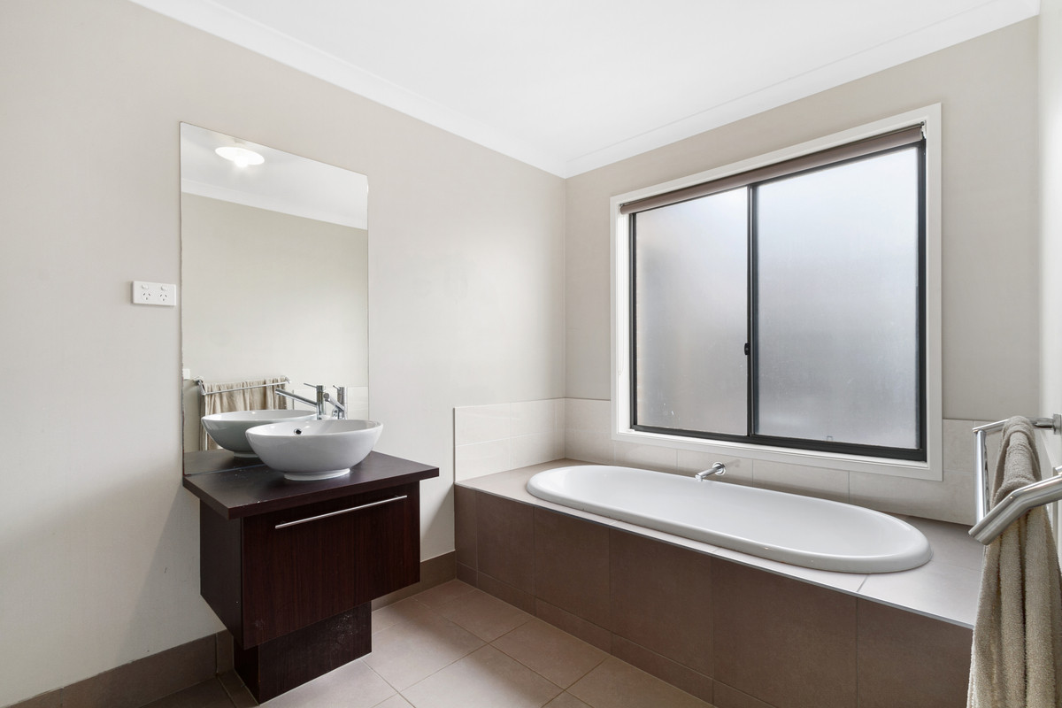 19 Mountain Grey Circuit, MORWELL VIC 3840, Morwell - Thumbnail 8