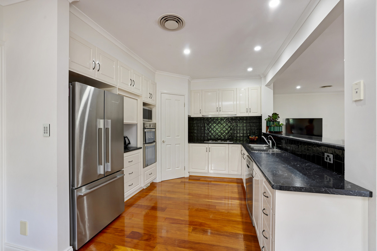 8 Katya Court, Warrnambool VIC 3280, Warrnambool - Thumbnail 3