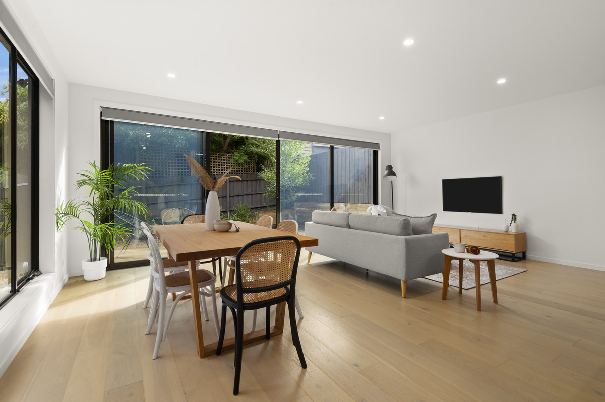 3 / 16 McCubbin Street, Burwood VIC 3125, Burwood - Thumbnail 3