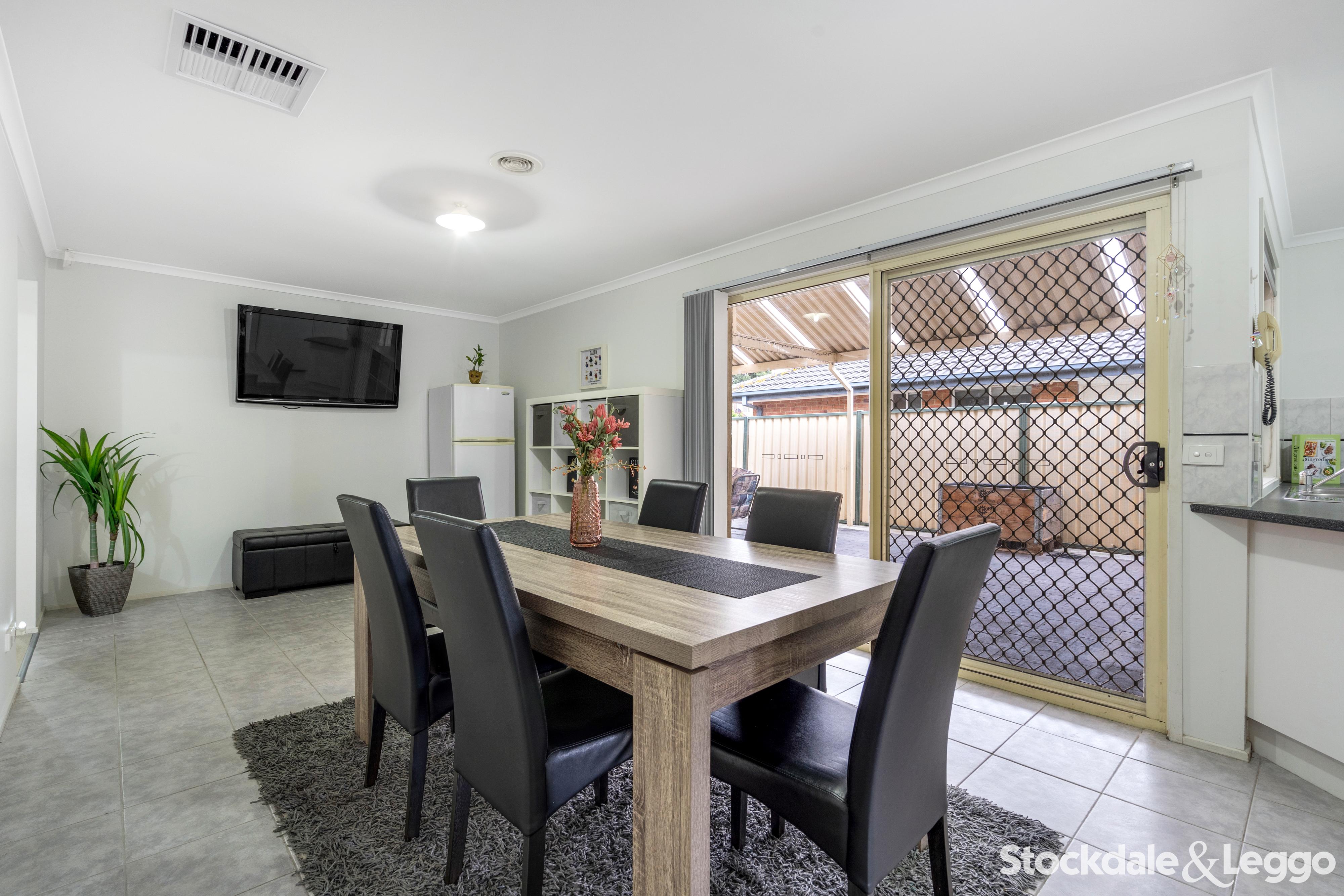 5 Tigris Court, Roxburgh Park VIC, Roxburgh Park - Thumbnail 4