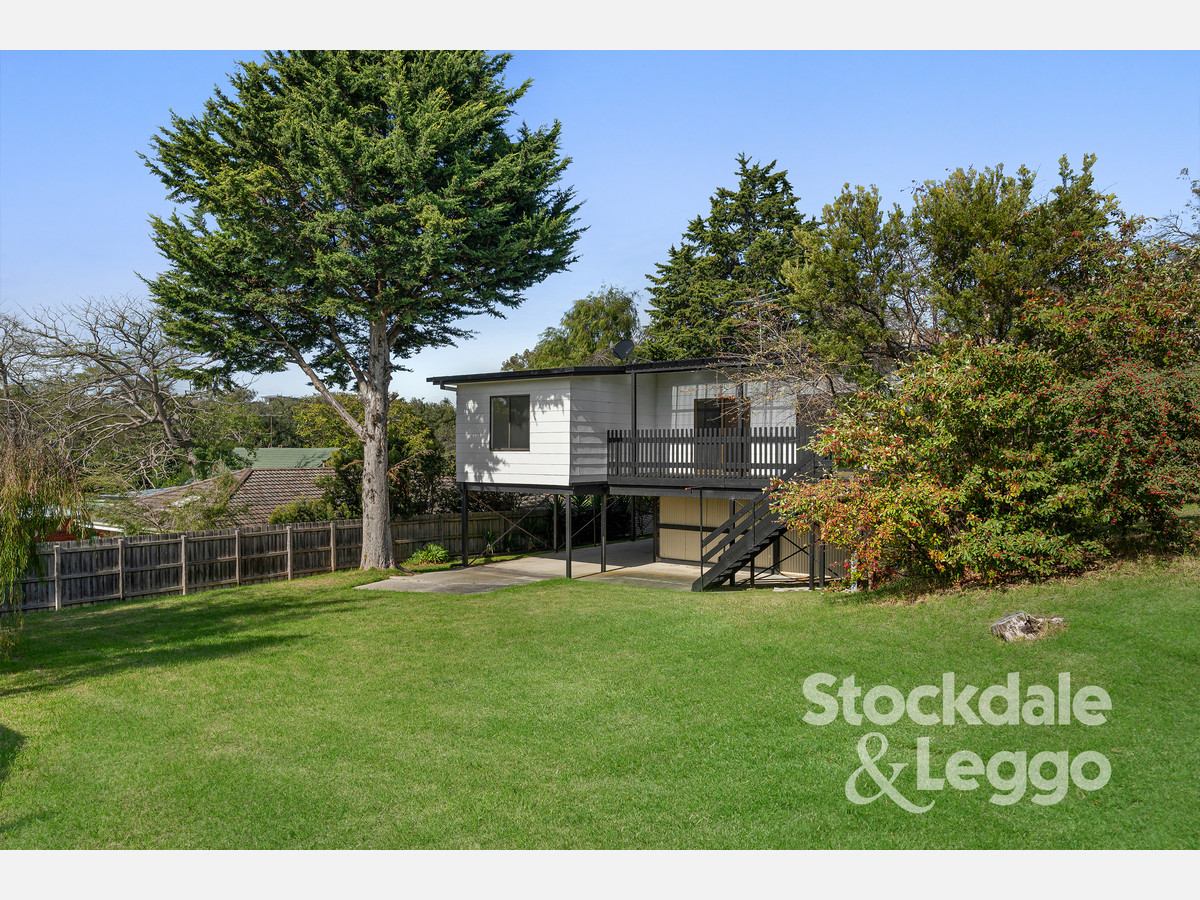 8 Locksley Road, Rye VIC 3941, Rye - Thumbnail 2