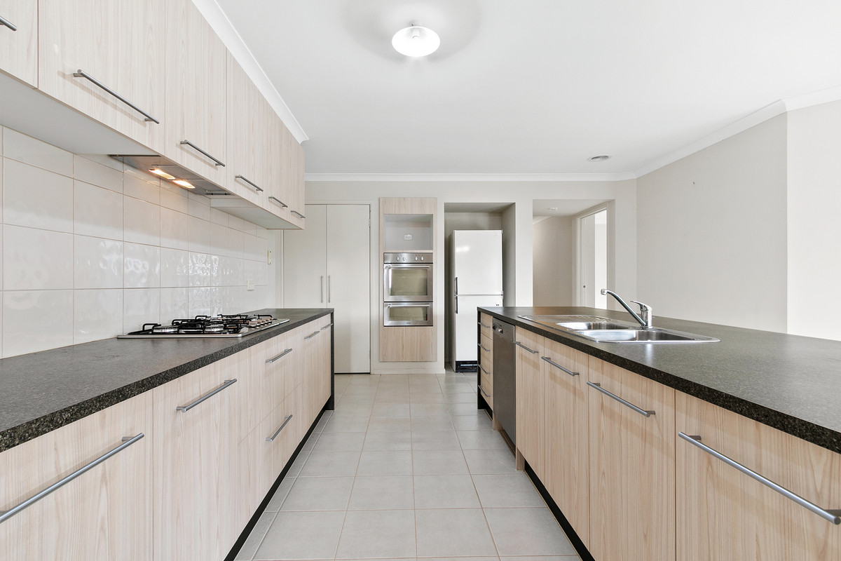 16 Lansdowne Road, Traralgon VIC 3844, Traralgon - Thumbnail 8