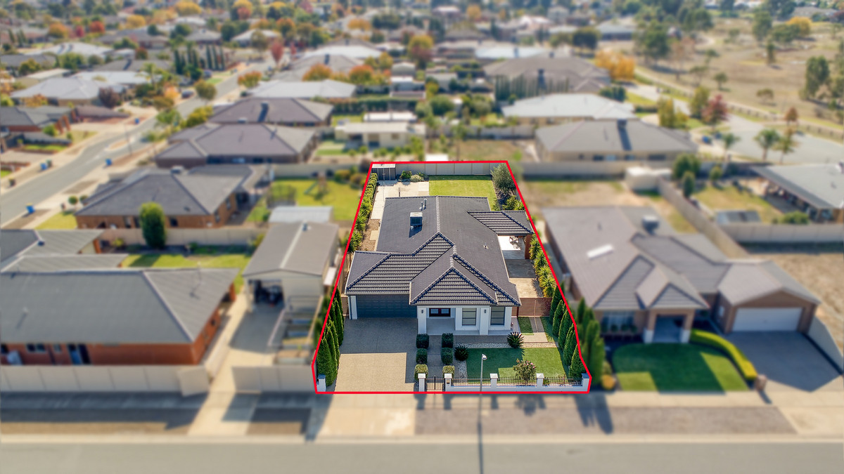 2 Coorong Court, KIALLA VIC 3631, Kialla - Thumbnail 5