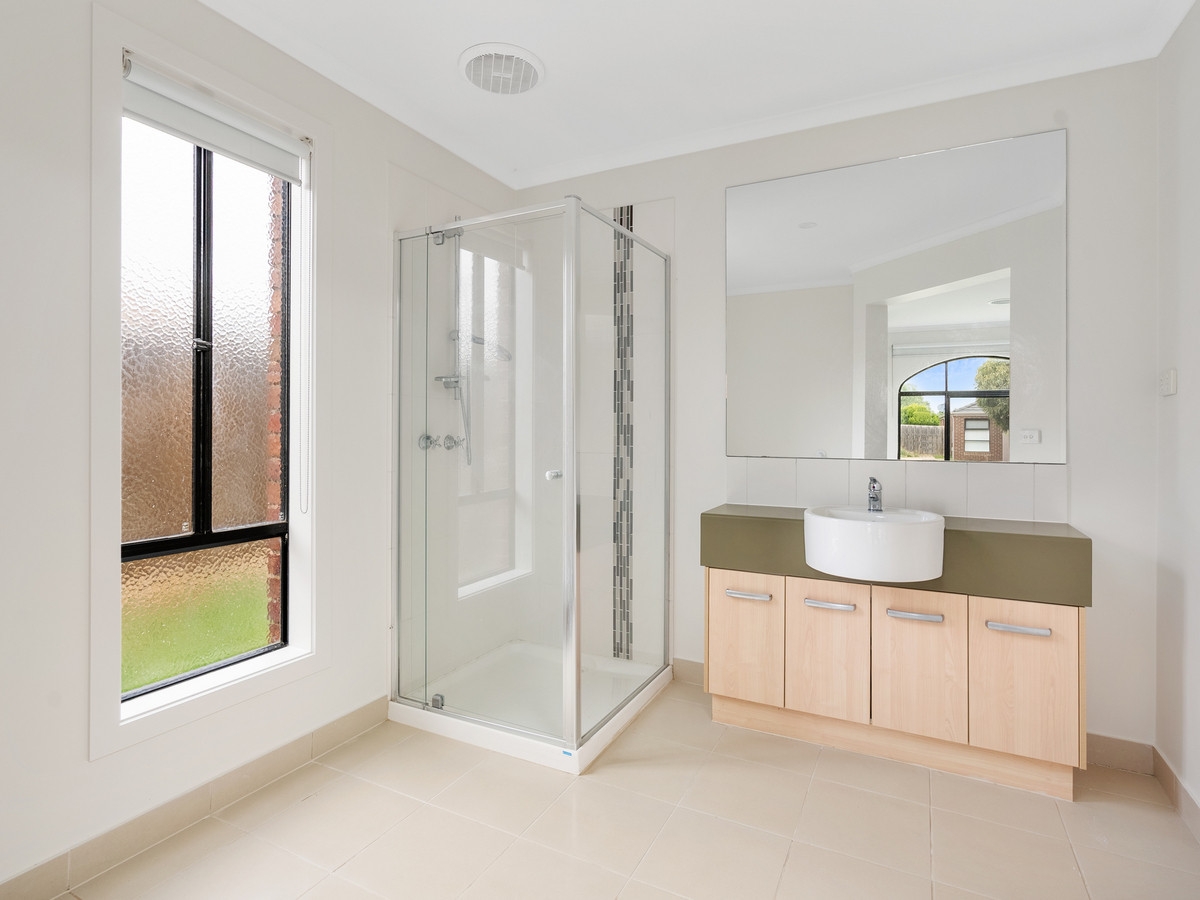 3 Duval Drive, Maddingley VIC 3340, Maddingley - Thumbnail 3