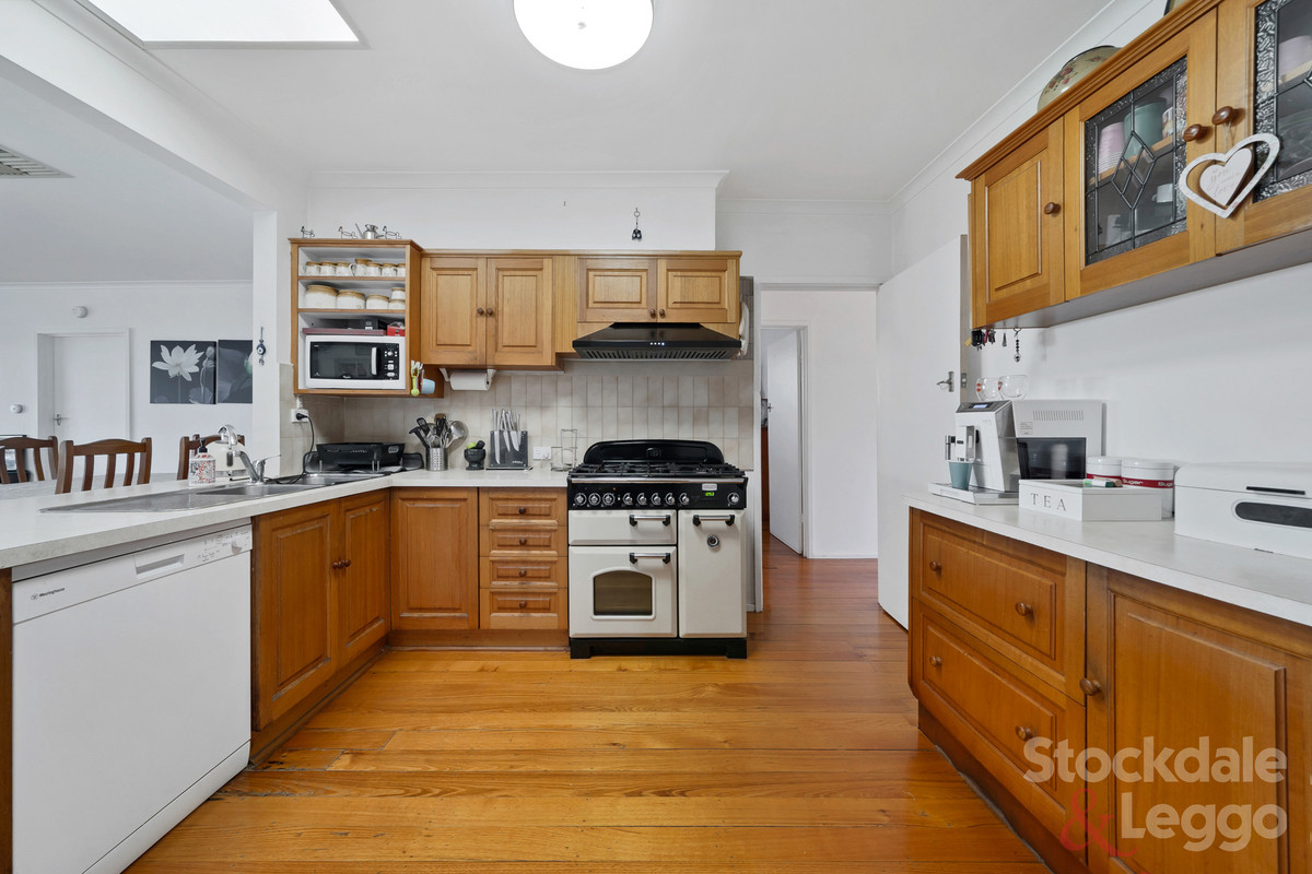 22 Glen Street, Glenroy VIC 3046, Glenroy - Thumbnail 4