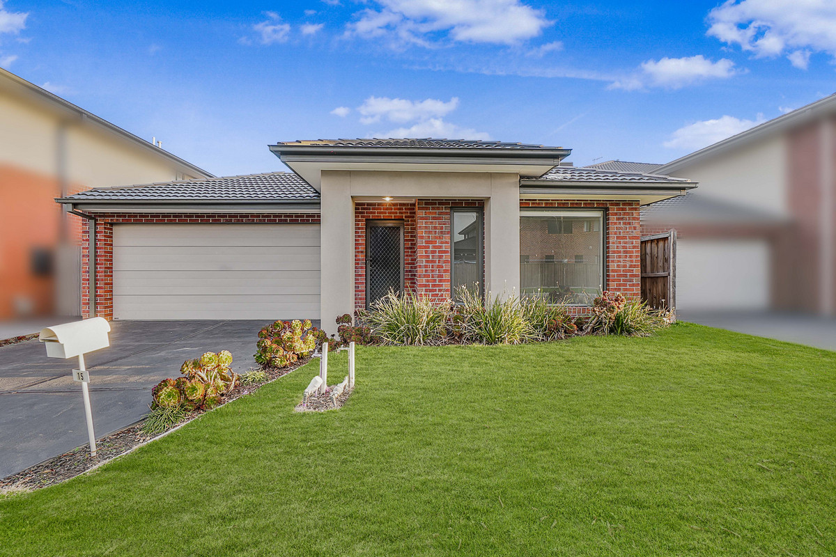 15 Fairywren Street, Pakenham VIC 3810, Pakenham - Image 1