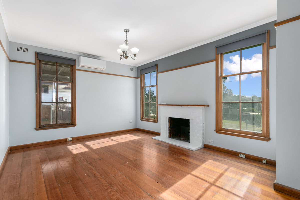 16 Livingstone Street, Morwell VIC 3840, Morwell - Thumbnail 3