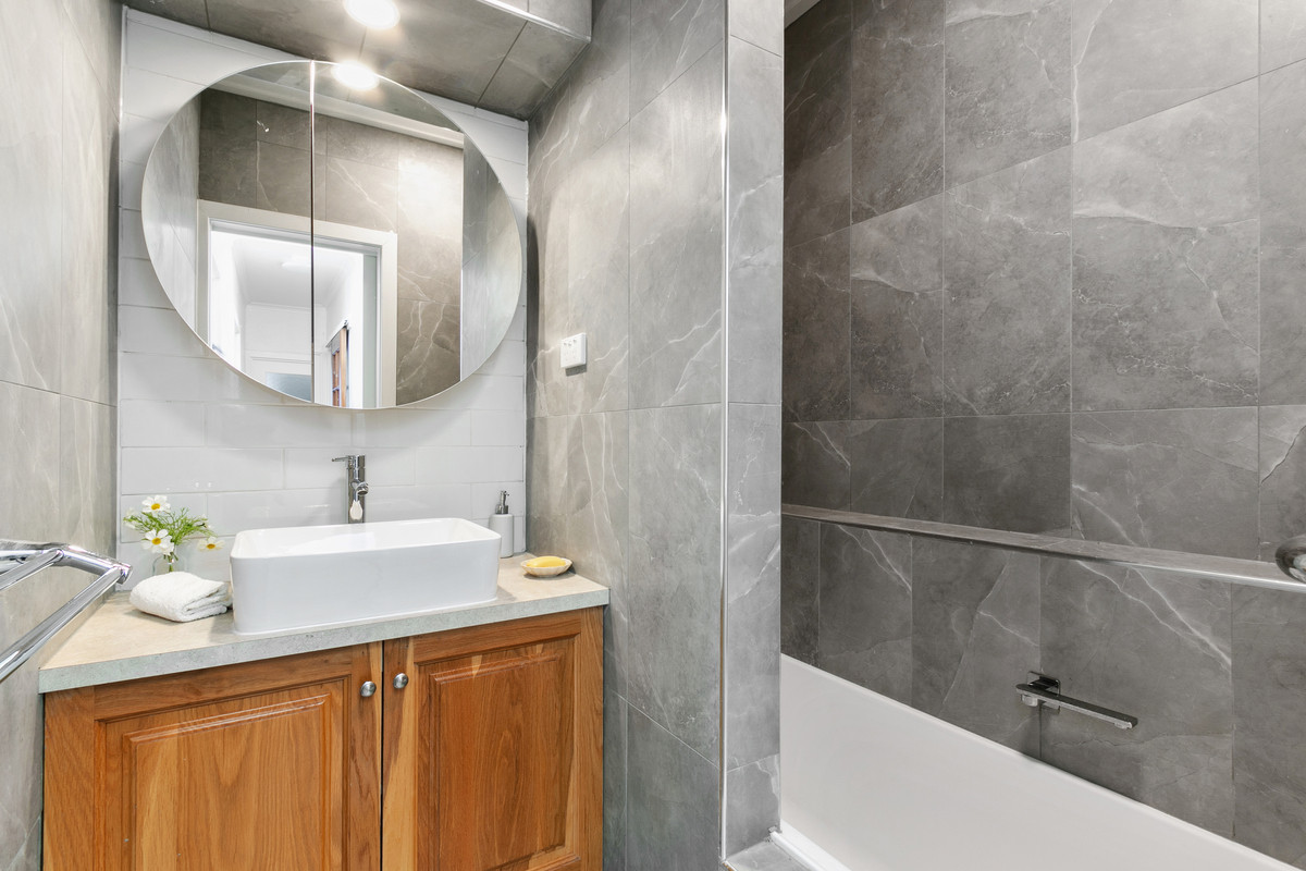 25 Porter Street, Morwell VIC 3840, Morwell - Thumbnail 4