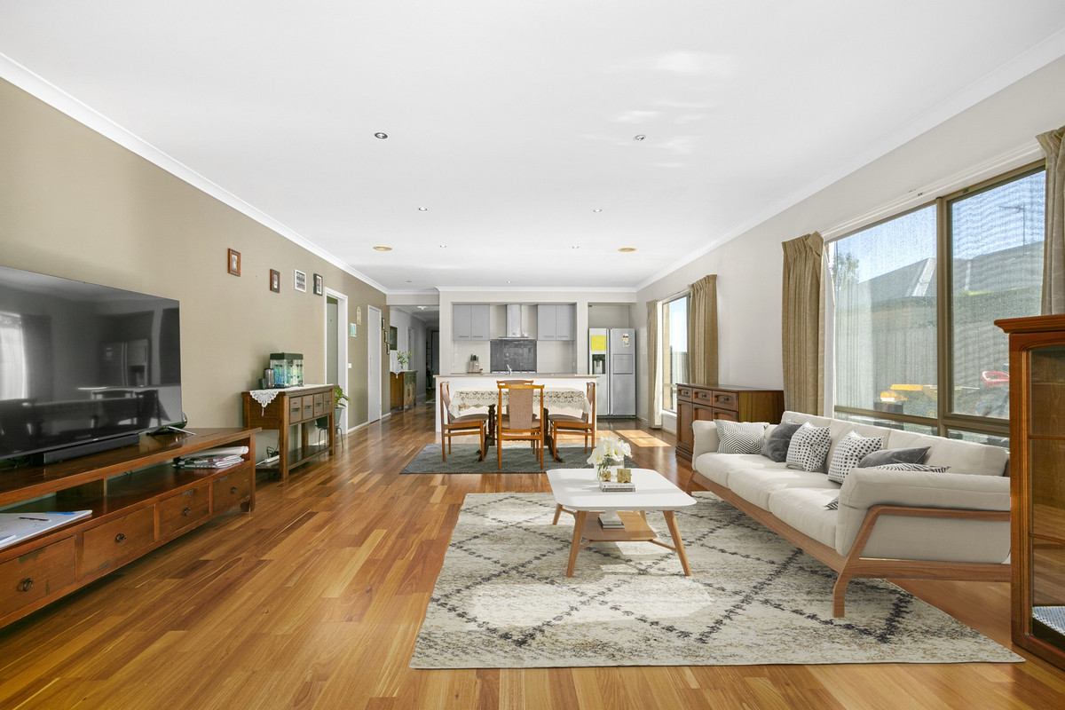 16 Greythorn Road, Traralgon VIC 3844, Traralgon - Thumbnail 2