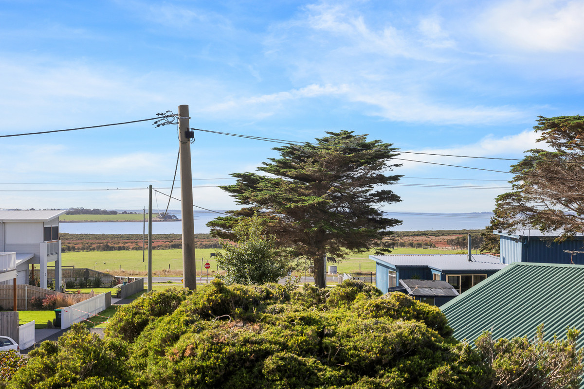 5 Surf Crescent, Surf Beach VIC 3922, Surf Beach - Thumbnail 3