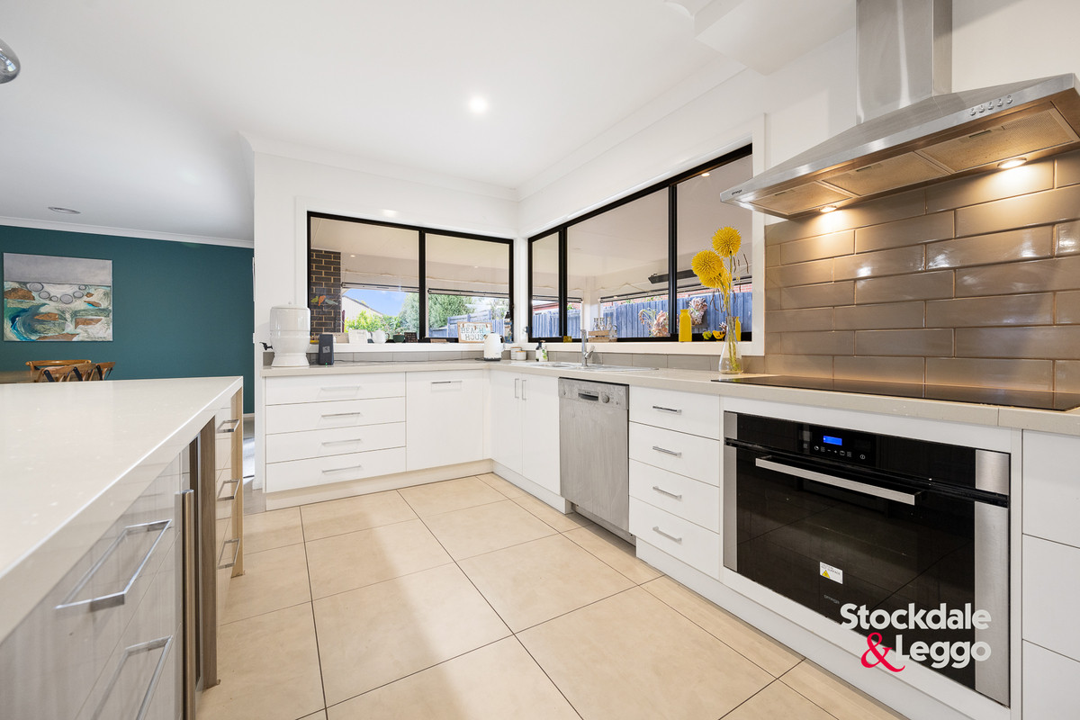 15-17 Jazmine Court, Inverloch VIC 3996, Inverloch - Thumbnail 2