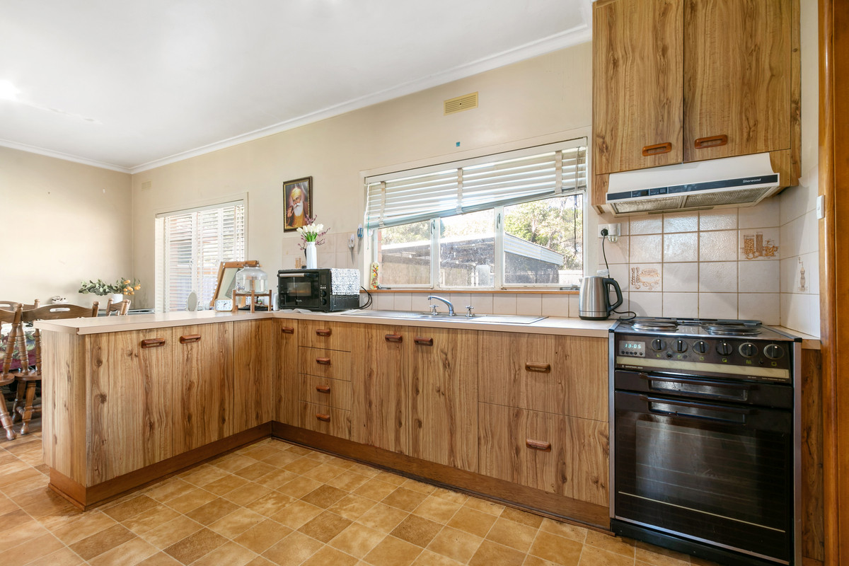 60 Wallace Street, Morwell VIC 3840, Morwell - Thumbnail 5