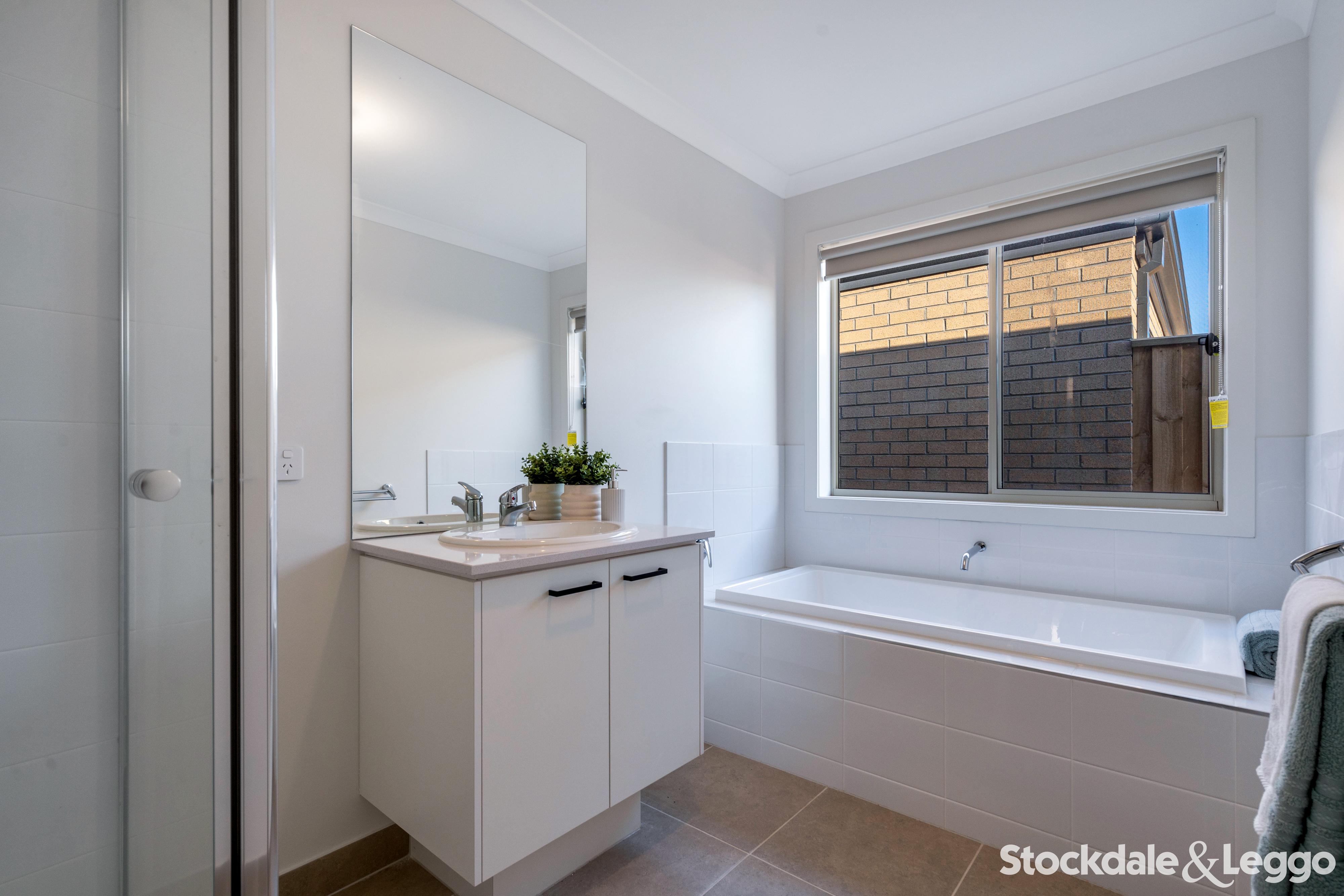 39 Saric Street, Fraser Rise VIC, Fraser Rise - Thumbnail 6