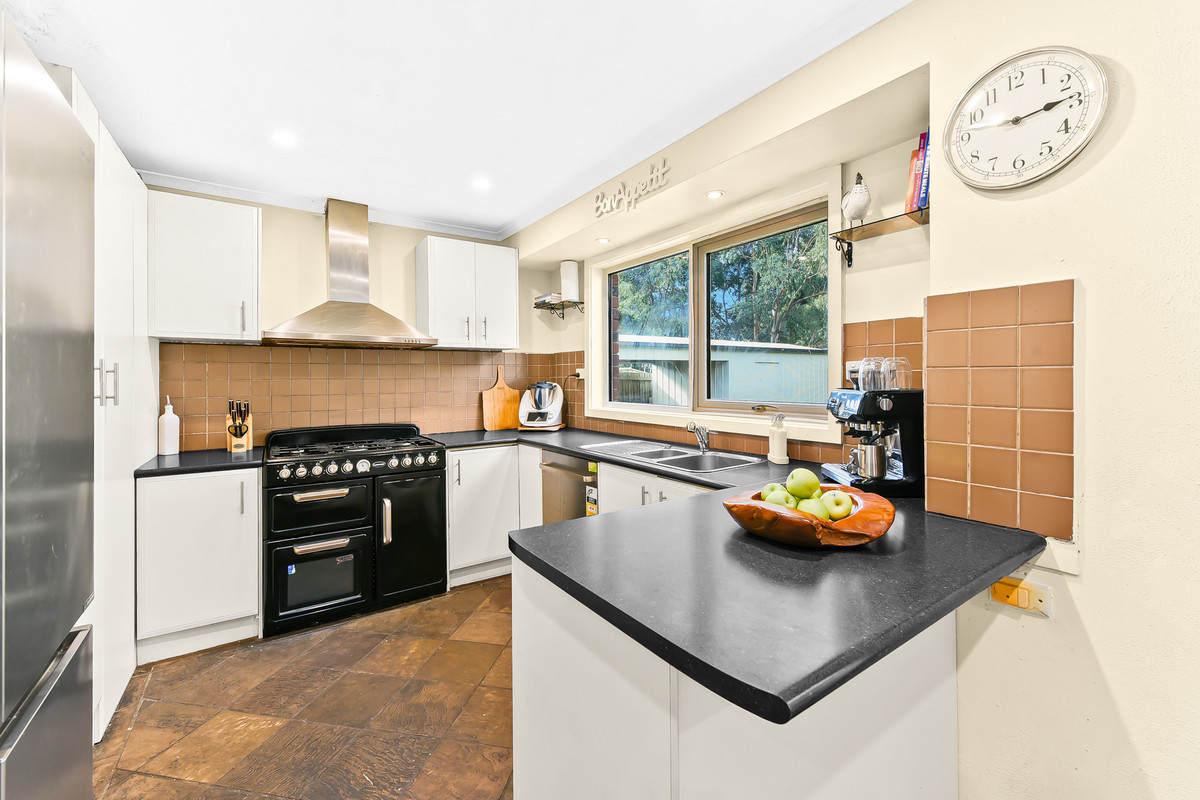 48 Clive Street, Hampton Park VIC 3976, Hampton Park - Thumbnail 2