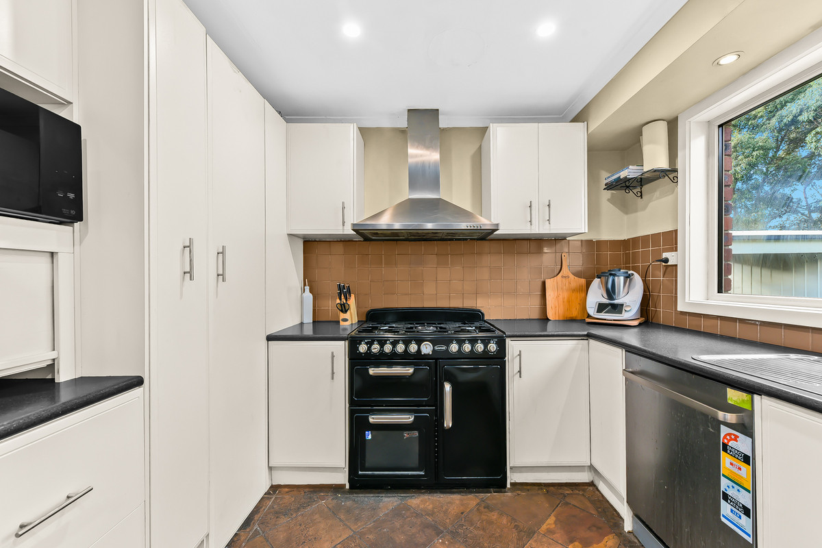 48 Clive Street, Hampton Park VIC 3976, Hampton Park - Thumbnail 3
