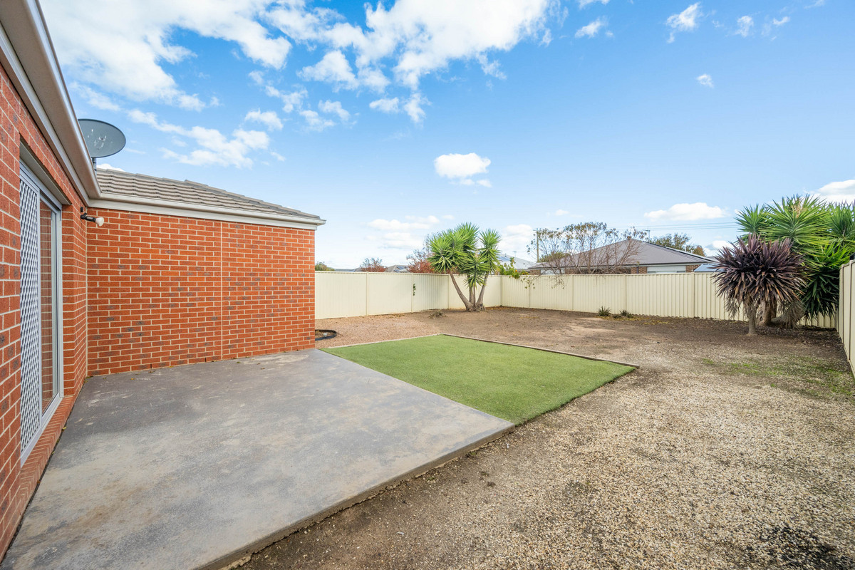 4 Kosciuszko Crescent, SHEPPARTON VIC 3630, Shepparton - Thumbnail 4