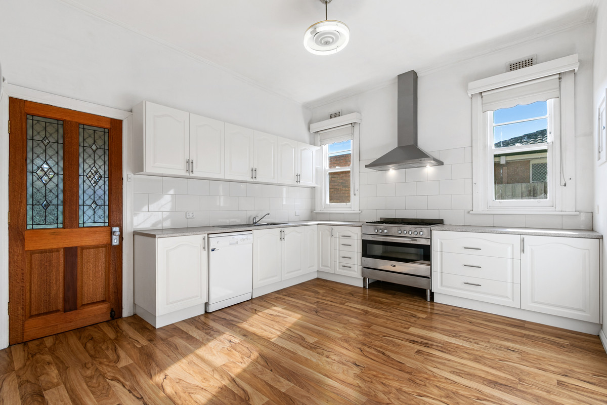 38 Hazelwood Road, MORWELL VIC 3840, Morwell - Thumbnail 5