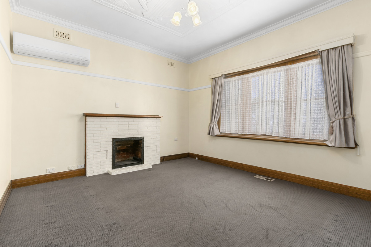 38 Hazelwood Road, MORWELL VIC 3840, Morwell - Thumbnail 3
