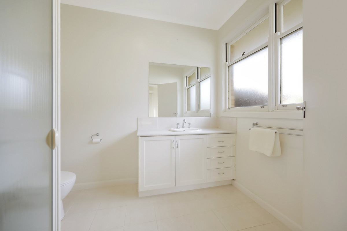 34 High Street, Koroit VIC 3282, Koroit - Thumbnail 8