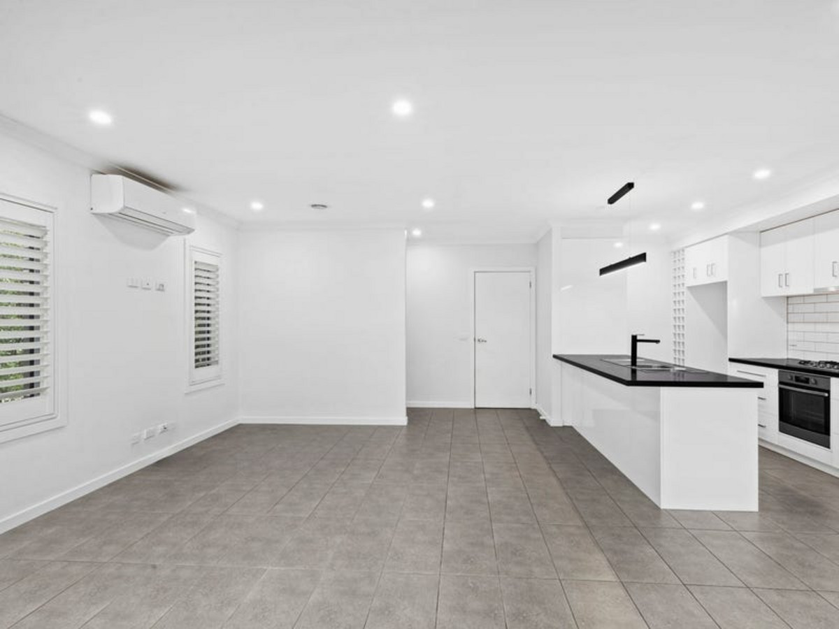 2A Elizabeth Street, ST ALBANS PARK VIC 3219, St Albans Park - Thumbnail 6