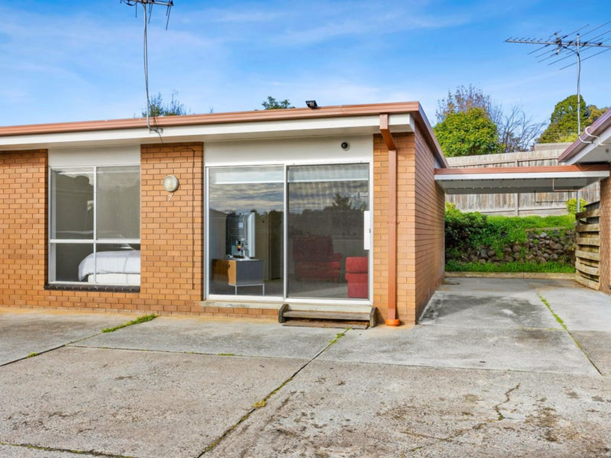 7 / 145 Barrabool Road, Highton VIC 3216, Highton - Thumbnail 2