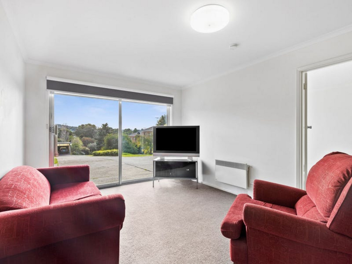 7 / 145 Barrabool Road, Highton VIC 3216, Highton - Thumbnail 4