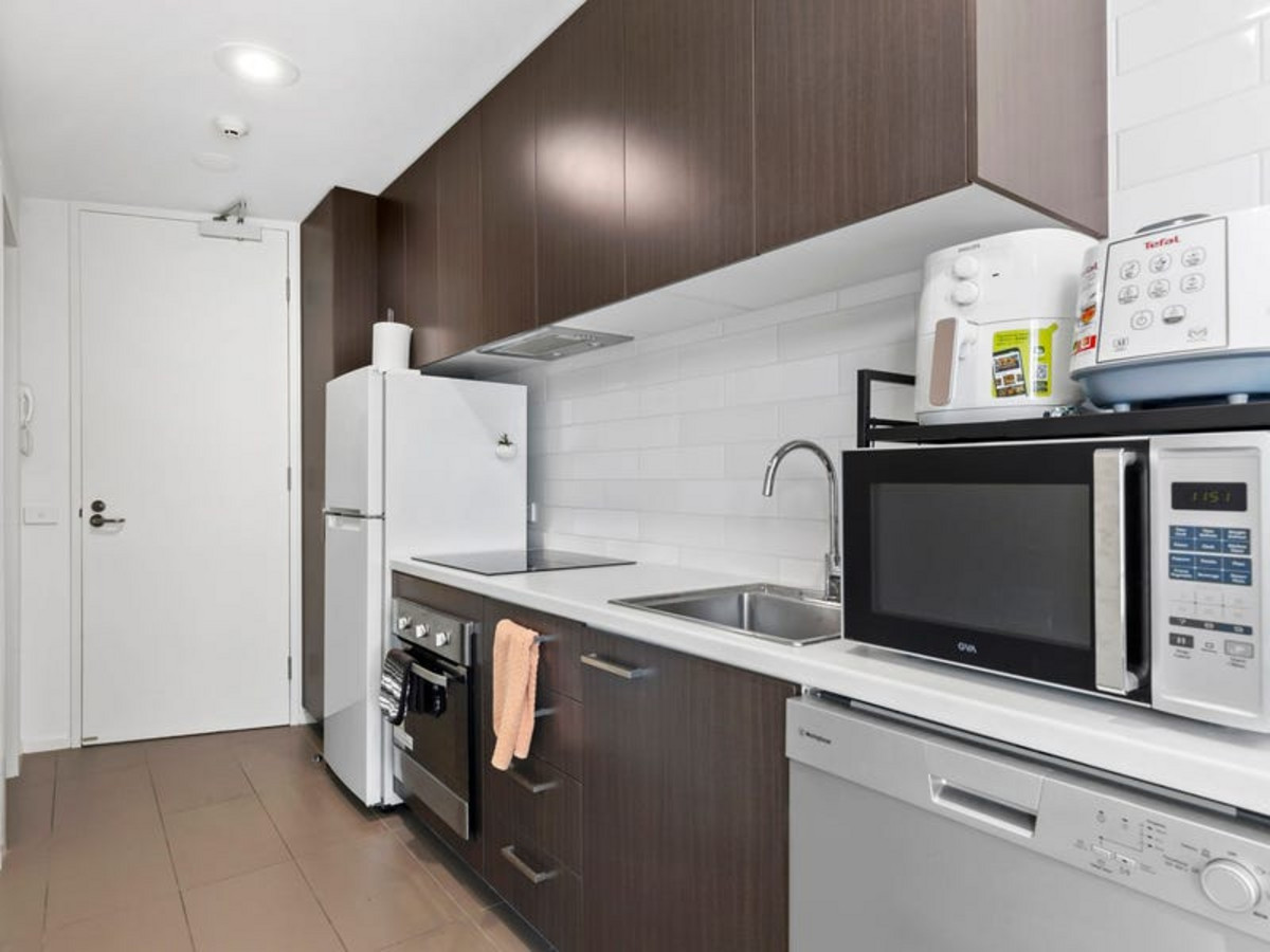 6 / 4 Ficinia Mews, Highton VIC 3216, Highton - Thumbnail 2
