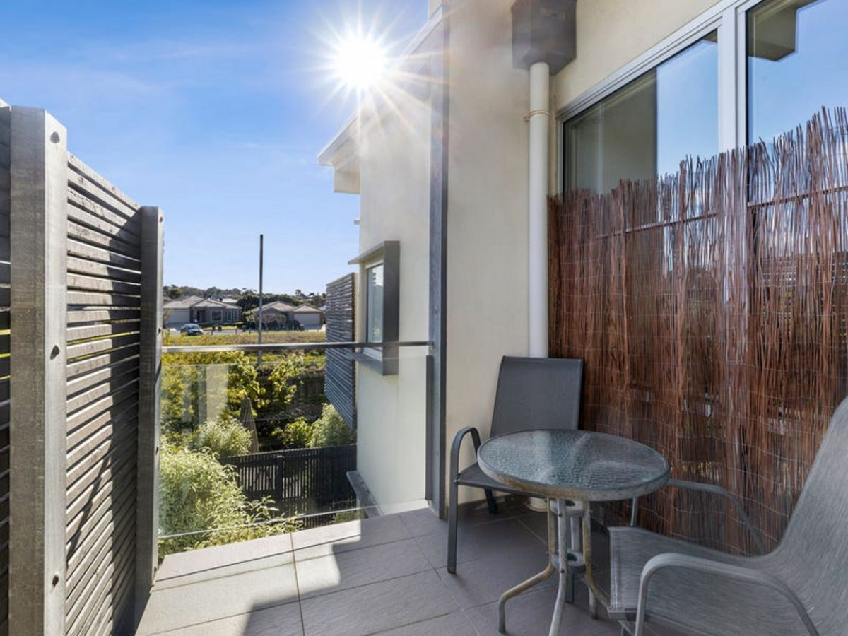 6 / 4 Ficinia Mews, Highton VIC 3216, Highton - Thumbnail 6