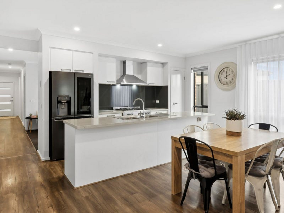 2 Fleet Court, CORIO VIC 3214, Corio - Thumbnail 3