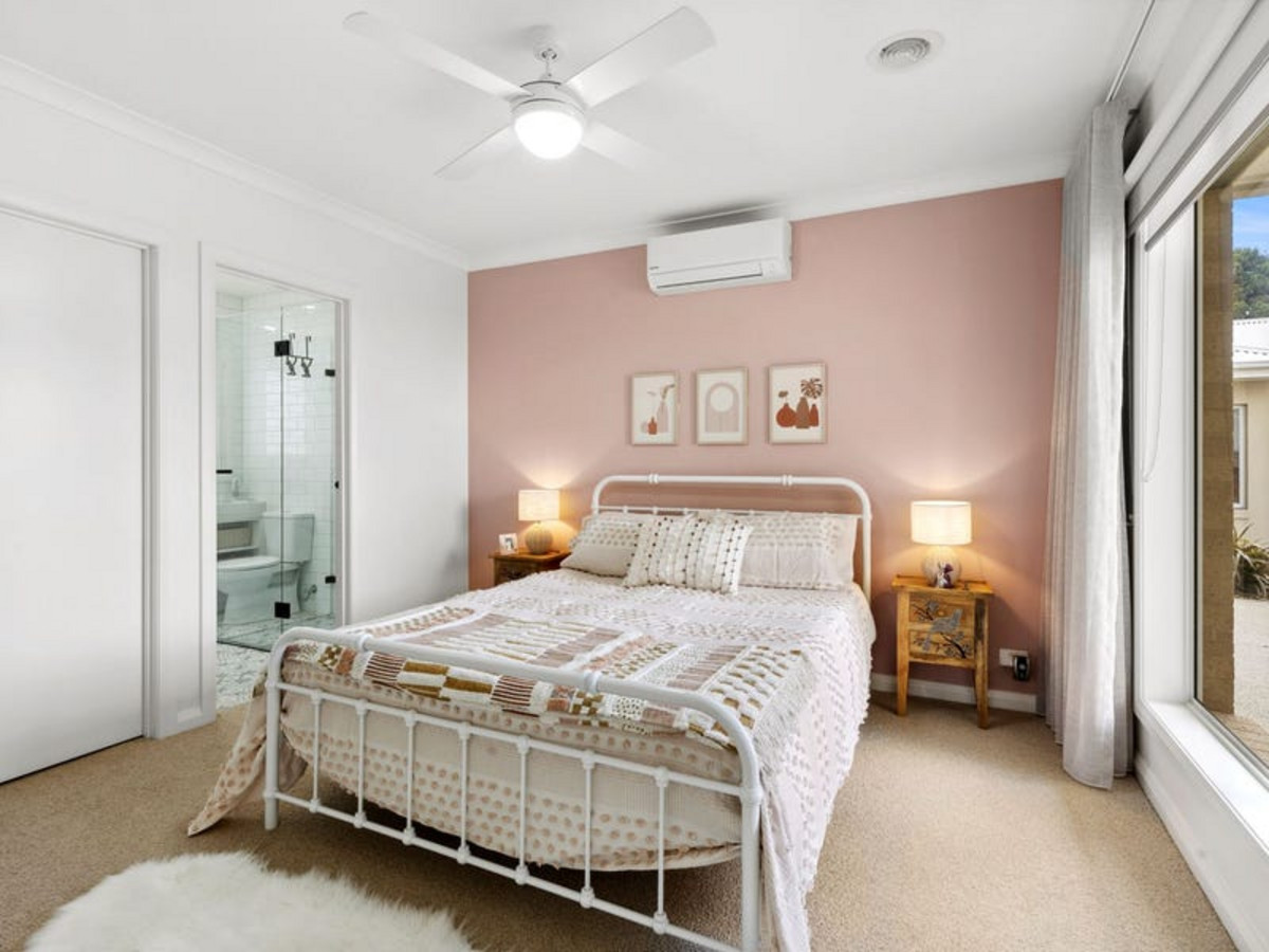 2 / 6 Hazelwood Crescent, LEOPOLD VIC 3224, Leopold - Thumbnail 4