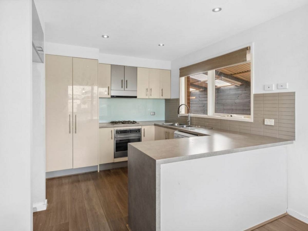 6 Abelia Street, CORIO VIC 3214, Corio - Thumbnail 3