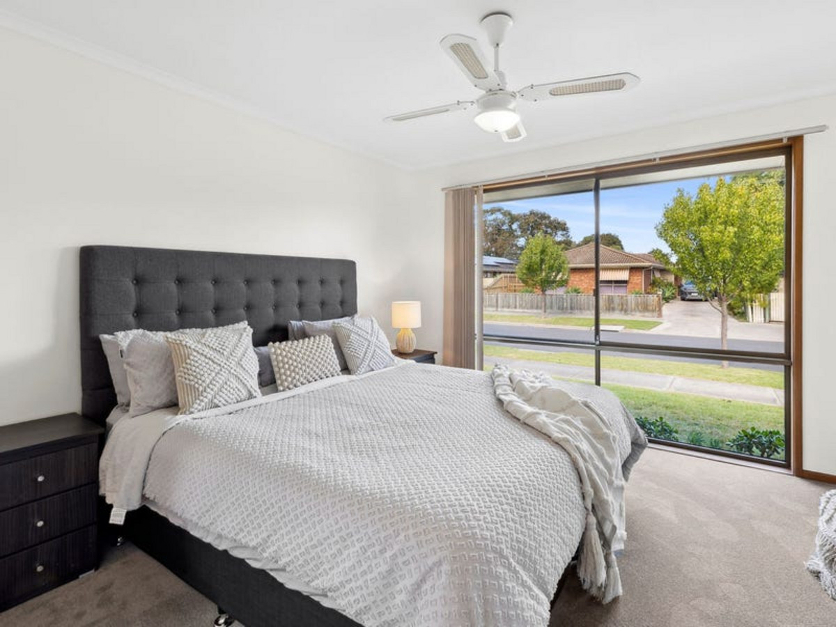 9 Cernan Court, WHITTINGTON VIC 3219, Whittington - Thumbnail 7